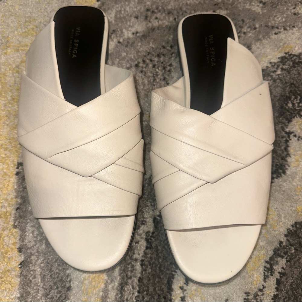 Via Spiga Leather Sandals